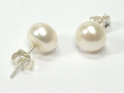 Classic White Roundish Pearl Stud Earrings 8-8.5mm