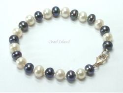 Harmony Black White Roundish Pearl Bracelet 7-8mm