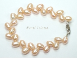 Elegance Peach Oval Pearl Bracelet 6-7mm