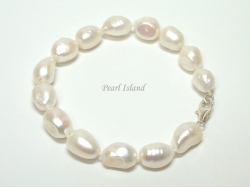 Enchanting White Baroque Pearl Bracelet