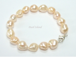 Enchanting Peach Baroque Pearl Bracelet