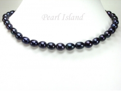 Petite Peacock Black Freshwater Oval Pearl Necklace 8-8.5mm