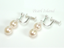 Petite White Oval Pearl Screw Earrings 7-8mm