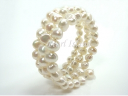 Yours - White Baroque Pearl Bracelet 8-9mm
