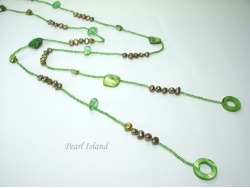Joie de vivre Olive Green Pearl & Shell Open Rope Necklace