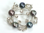 Freshwater Pearl & Diamante Wreath Brooch (Peacock+Grey)